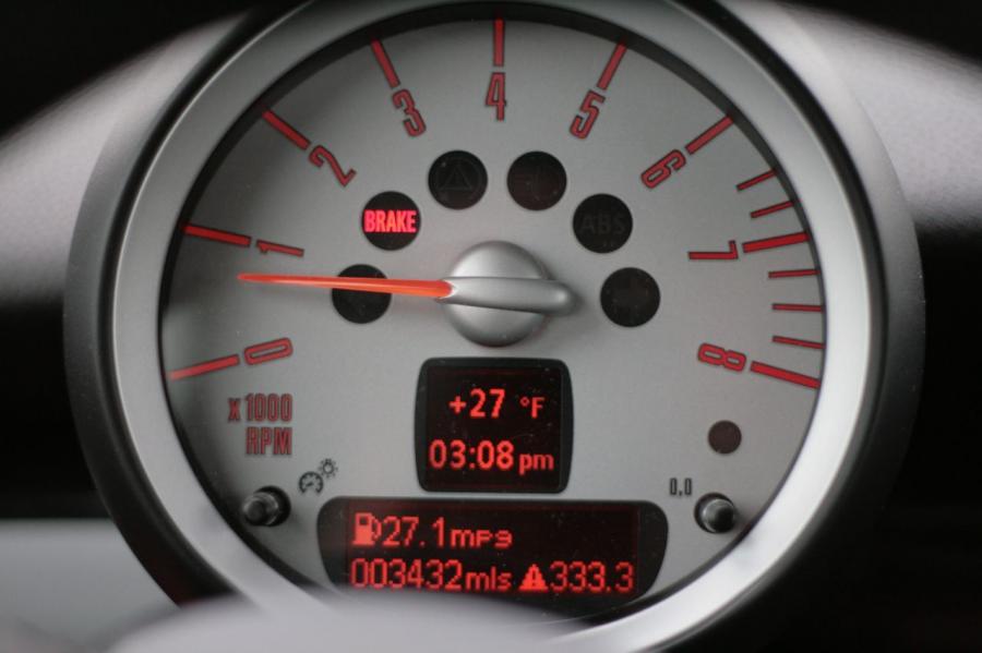  Mini Clubman JCW 2009 года  (фото 22 из 31)